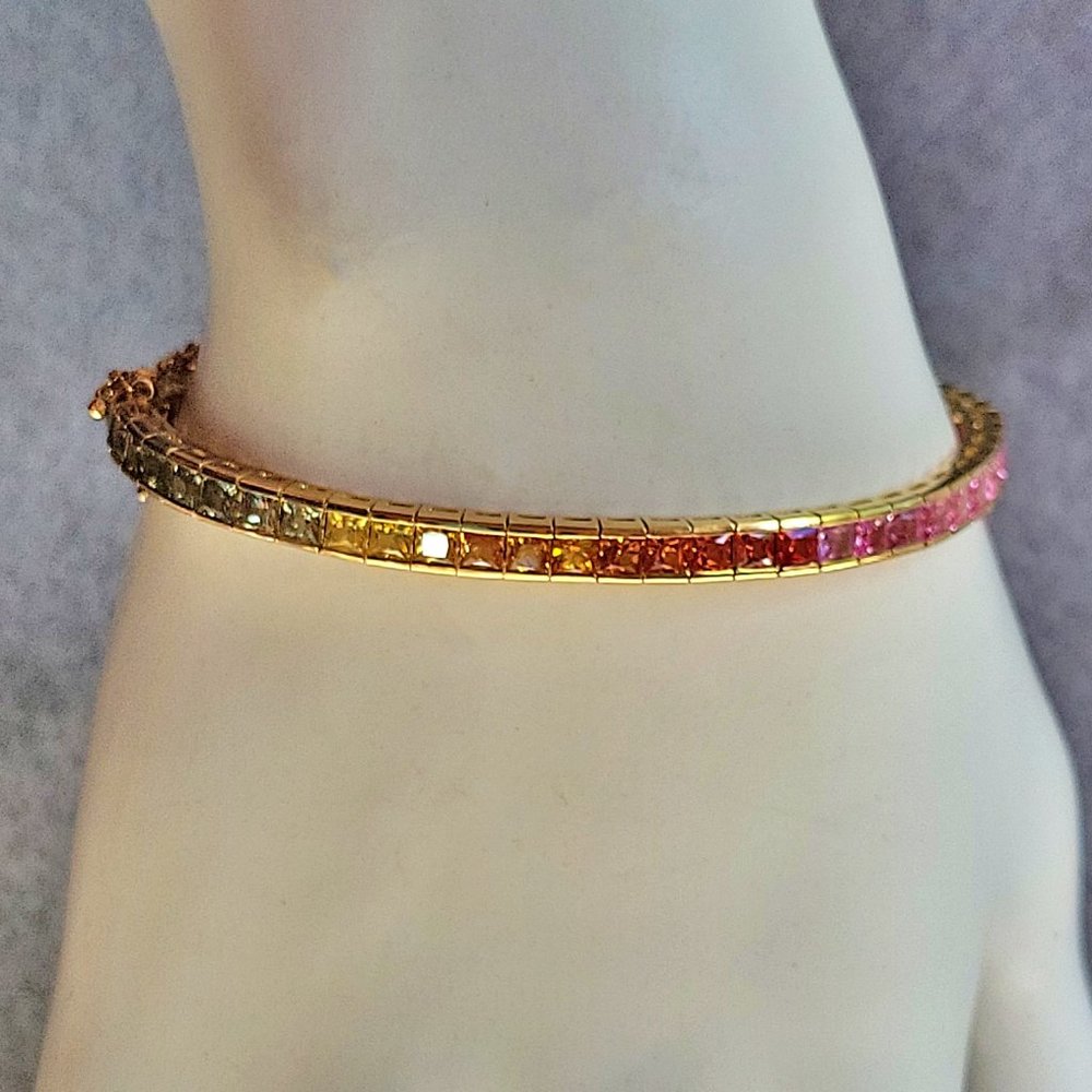 Rainbow Sapphire 18Kt, Princess Cut, Natural Square Sapphires, Tennis Bracelet - Picture 11 of 13